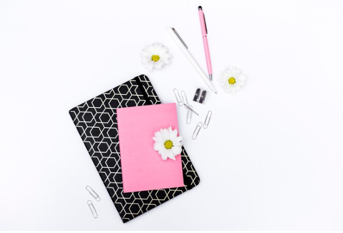 Elásticos para Agendas: O Segredo para um Design Prático e Elegante