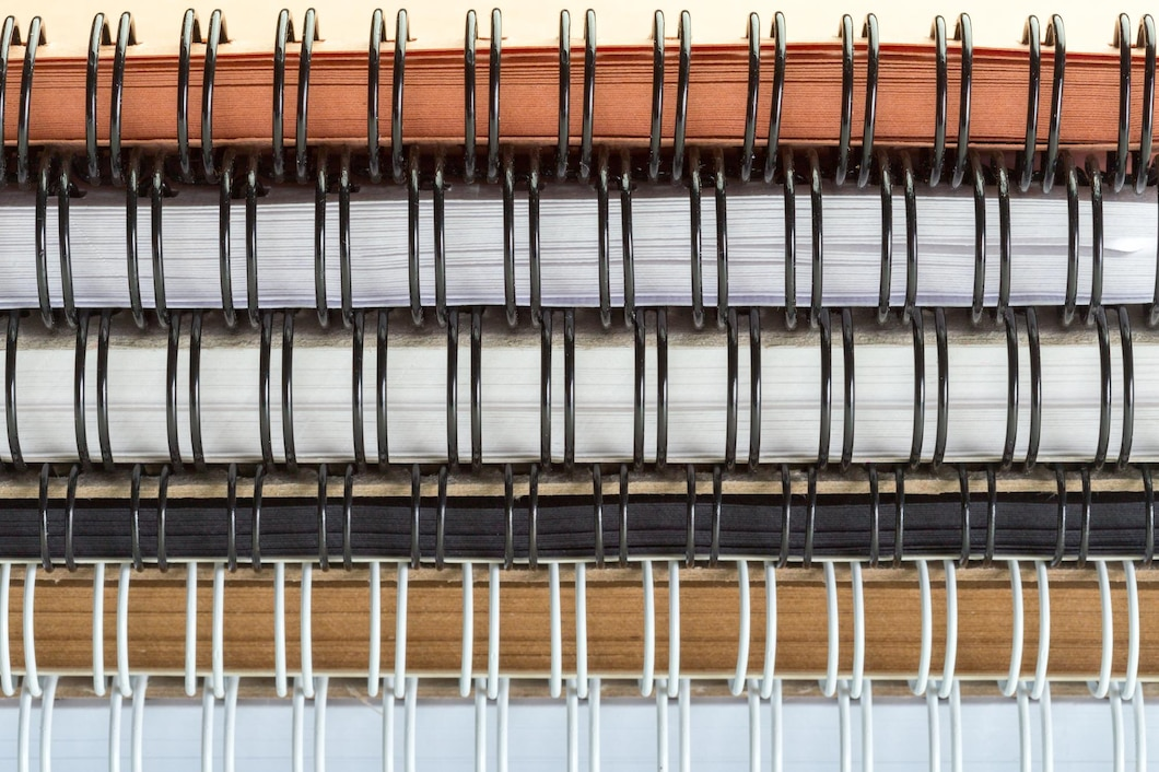 Qual Encadernação Escolher? Diferenças entre Espiral e Wire-o